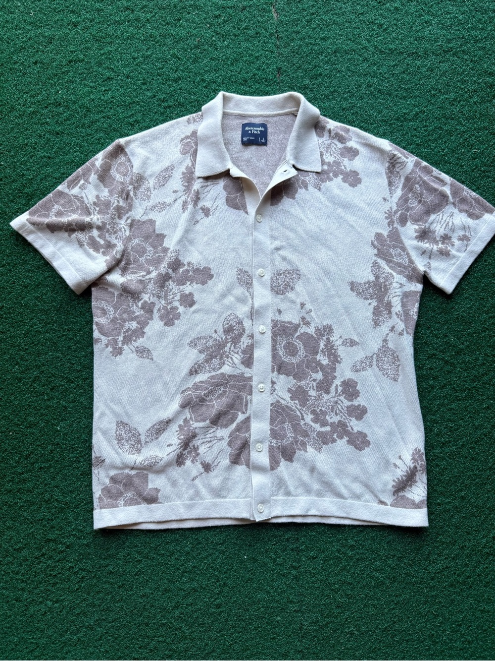 Abercrombie & Fitch Beige and Brown Floral Short-Sleeve Button Shirt
